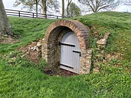 icehouse_106000.jpg