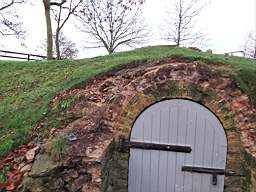 icehouse_1106760.jpg