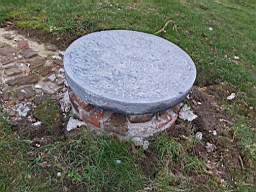 icehouse_1108640.jpg