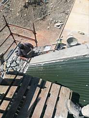 coom_10022040.jpg